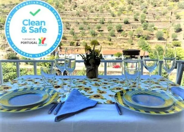 Cantinho D'os Reais * Pinhão